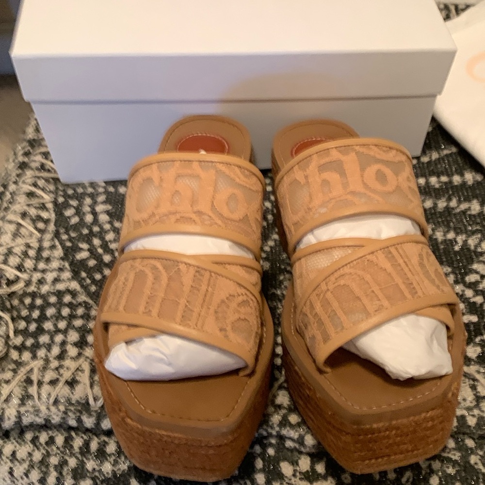 Chloe platform sandals